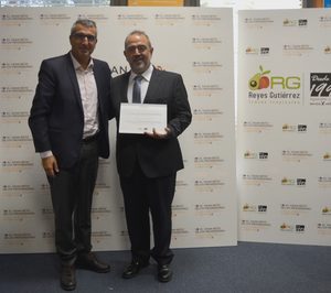 Carrefour premia a Reyes Gutiérrez por su lucha contra el desperdicio