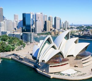 La filial australiana de ACS lanza opa por UGL