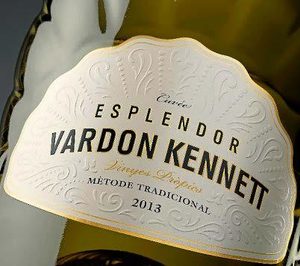 Bodegas Torres lanza su primer espumoso elaborado en España