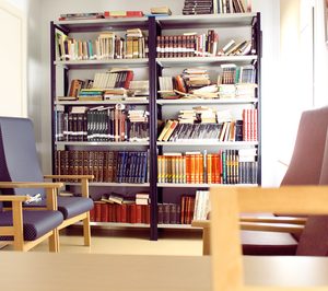 La Junta de Andalucía saca a concurso la gestión de dos geriátricos