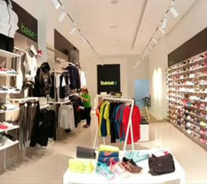 Base Detall Sport inaugura tienda en Valencia con su nuevo concepto