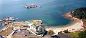 Empresarios catalanes con presencia en el mercado andorrano incorporan su primer hotel en España