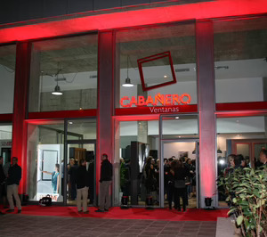 Cabañero inaugura una nueva tienda
