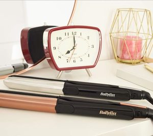 Babyliss cierra el año con una plancha con efecto fijación