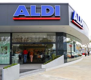 Aldi refuerza su tejido en Barcelona