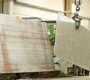 Mármoles J. Llaneza abre establecimiento