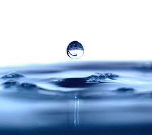 Un gran grupo de distribución de agua compra Camporrobles a Pascual