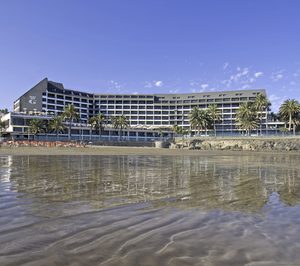 Hispania completa oficialmente la compra de cuatro activos de Dunas Hotels en Canarias por 92 M