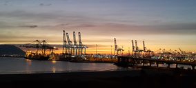 El puerto de Algeciras supera por primera vez los 100 Mt
