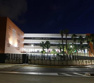Grupo MCI ilumina la fachada del nuevo British School de Gandía