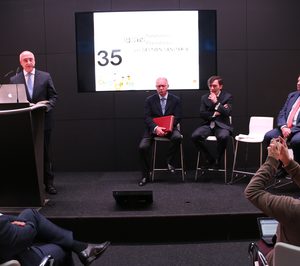 Los directivos sanitarios proponen que los centros se organicen en torno al paciente