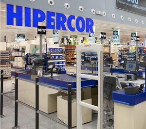 El Corte Inglés estudia absorber a  Hipercor