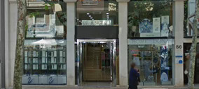 Una empresa alicantina de distribución de perfumería cesa actividad