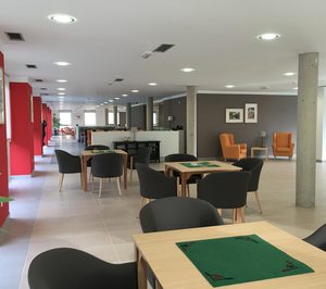 Un grupo familiar venezolano abre una residencia privada de mayores en Pontedeume