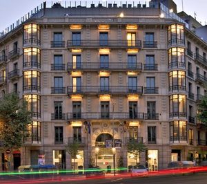 Axel negocia asumir en alquiler un proyecto en San Sebastián