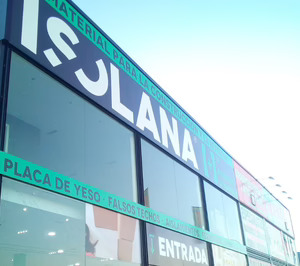 Isolana pisa el acelerador y abre 9 nuevos almacenes