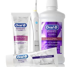 Oral-B amplía su oferta potenciando el blanco con el efecto perla