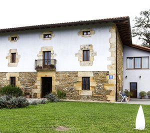 Logis suma dos nuevos hoteles en España