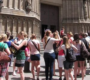 La llegada de turistas internacionales a España aumentó un 6,1% en marzo