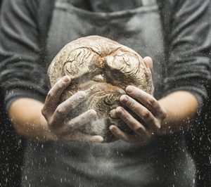 Europastry lanza su nueva gama de pan artesanal Pain Saint Honoré