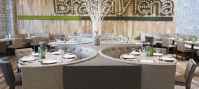 Brasa y Leña inaugura local en el C.C. H2O