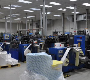 Karpay invierte en equipamiento para su fábrica de etiquetas