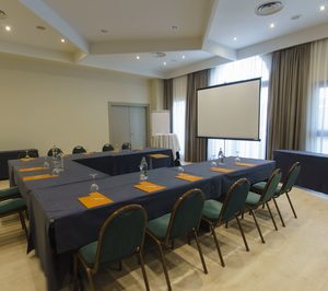 El hotel Silken Ciudad de Vitoria reforma sus salones