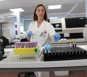 Hospital Povisa estrena sus nuevos laboratorios