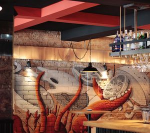 Cacheiro inaugura su nuevo restaurante de la Barceloneta