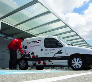 Sentil incorpora una furgoneta eléctrica en la operación del vending de PortAventura World