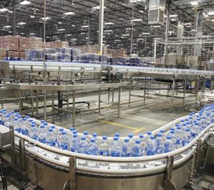 Refresco duplica su tamaño con la compra de Cott Beverages por 1.100 M€