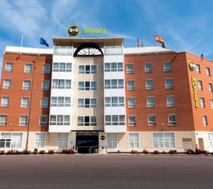 B&B Hôtels instala cargadores de coche eléctrico en sus hoteles con parking