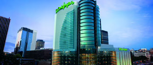 Hipercorsigue lastrando el negocio de alimentación de El Corte Inglés