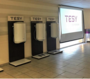 Tesy presenta su portfolio en Murcia