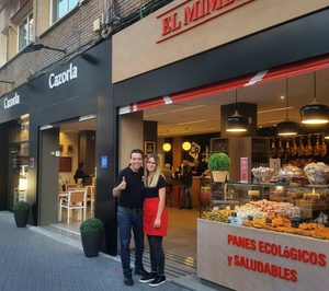 La cadena de panaderías El Mimbre abre su segundo establecimiento con cafetería
