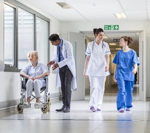 Clínica de Navarra, Quirónsalud y HM Hospitales lideran el ranking de hospitales privados con mejor reputación