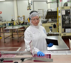 Nestlé produce 4.600 t de bombones en La Penilla