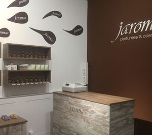 Flor de Bolsillo da un giro a su red de perfumerías Jaromas