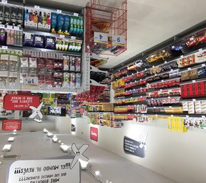 Primaprix adapta la mitad de sus supermercados a su nuevo modelo comercial