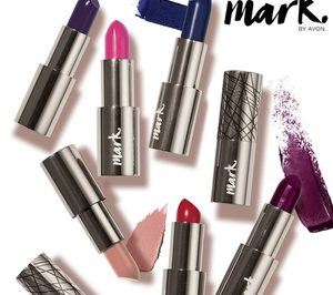 Avon amplía su enseña Mark con la nueva barra de labios Epic