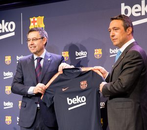 Beko amplía su patrocinio con el FC Barcelona y nombra a Piqué embajador