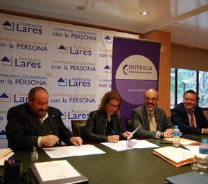 Lares y Nutricia firman acuerdo para definir estándares de nutrición en geriátricos