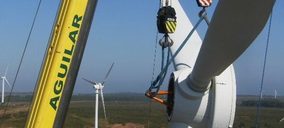 Grúas Aguilar apuesta por su negocio de parques eólicos