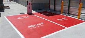 Ahorramas instala su primer punto de recarga para coches eléctricos