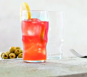 Firmado el convenio colectivo en Vicrila tras su compra por Mivaricar