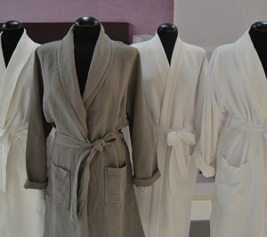 Vayoil comienza a vender batas para hostelería