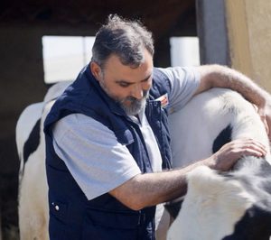 Calidad Pascual relanza su leche abrazada al bienestar animal