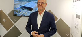 Profiltek amplía su negocio con una fábrica de platos de ducha