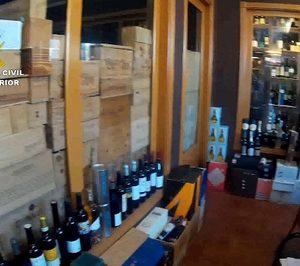Desmantelada una organización que vendía vinos falsificados