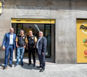 Eroski crece en franquicias y reduce su red de hipermercados